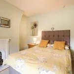 Derby Dream House - Cozy Retreat For Your Getaway