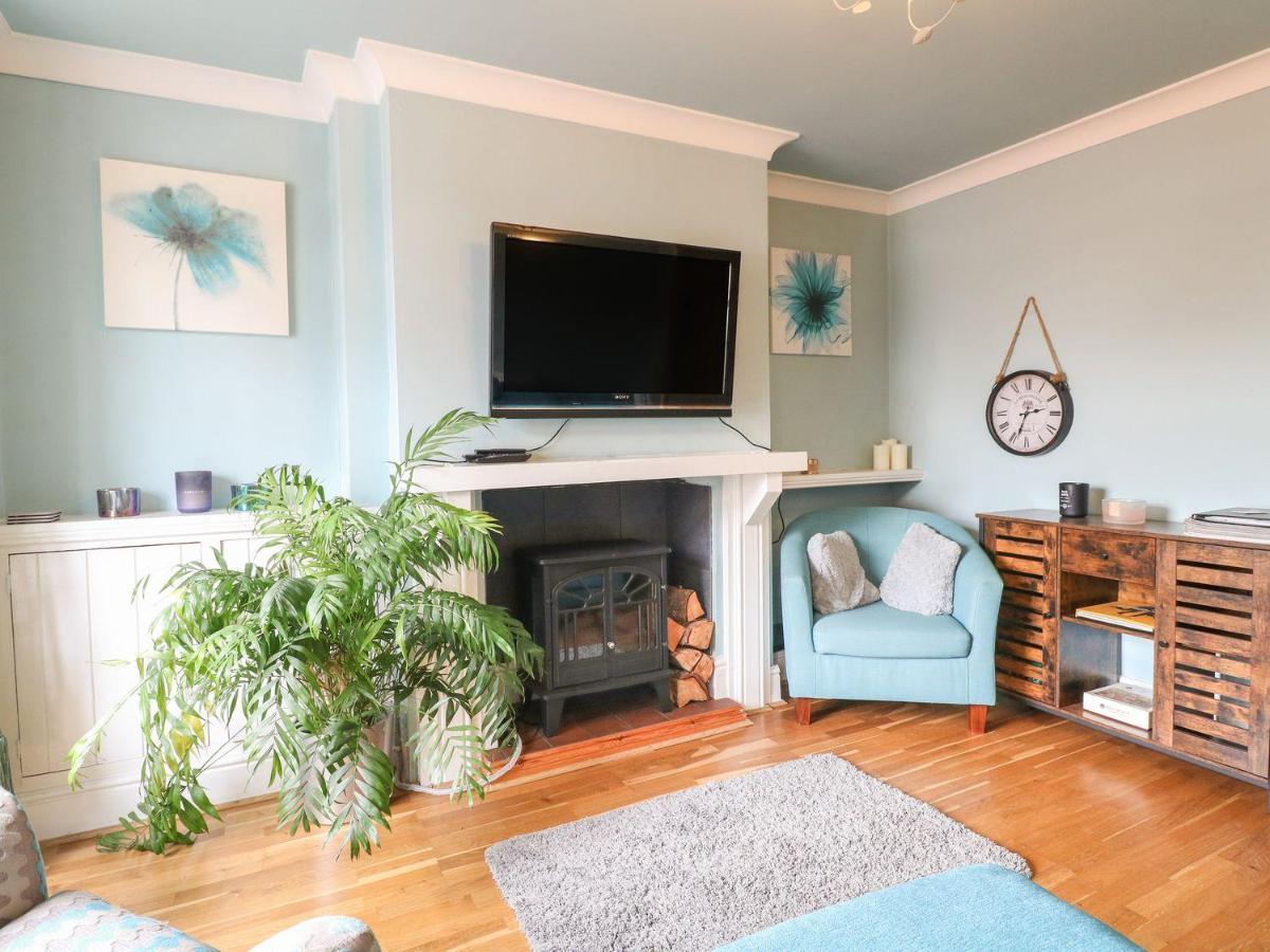 Dream House - Cozy Retreat For Your Getaway